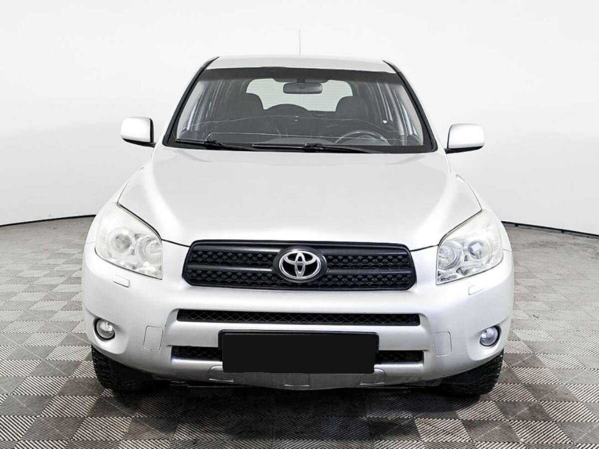 Купить Toyota RAV4 с пробегом. Фото: #1