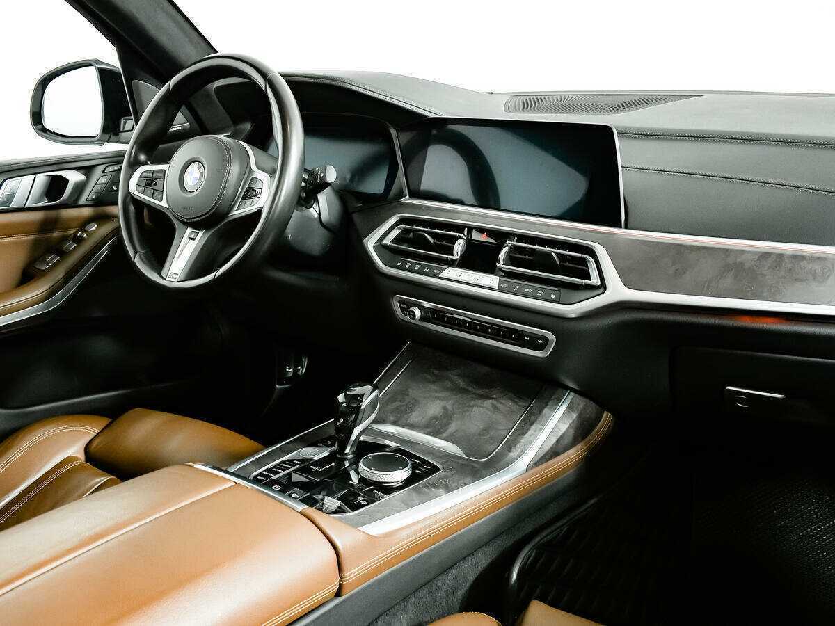 Купить BMW X7 с пробегом. Фото: #6