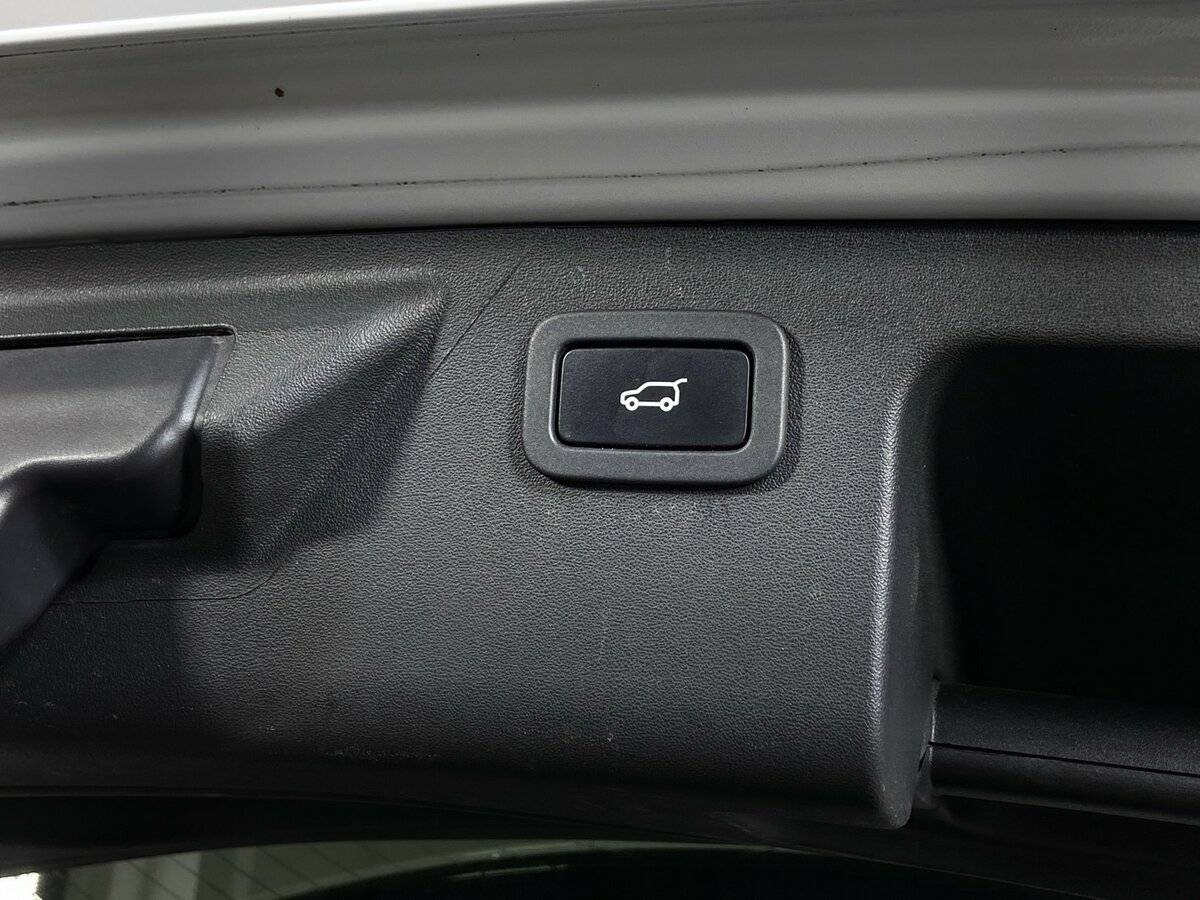 Купить Land Rover Discovery Sport с пробегом. Фото: #6