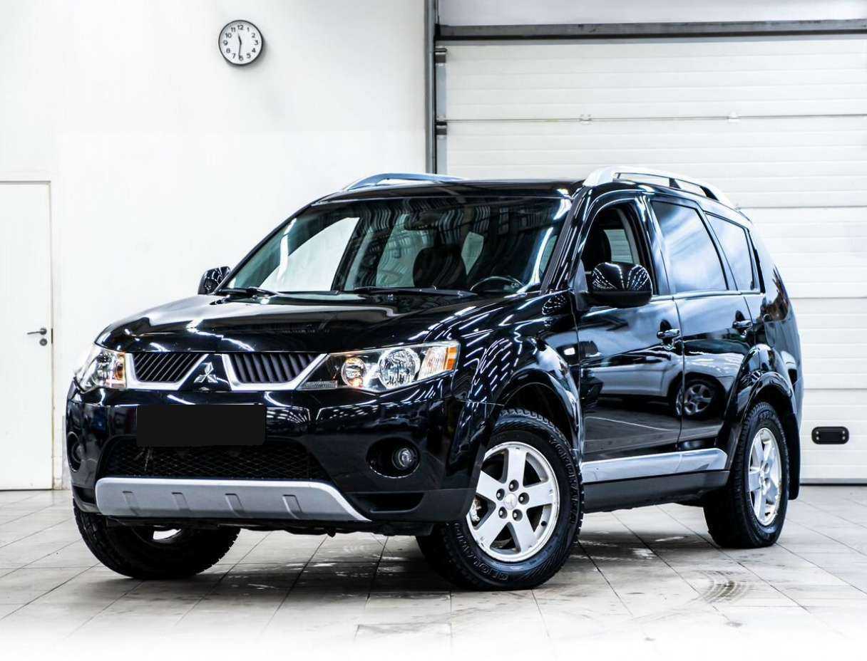 Купить Mitsubishi Outlander с пробегом. Посмотреть фото