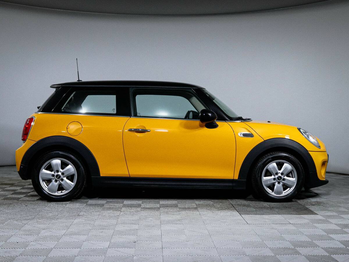 Купить Mini Hatch с пробегом. Фото: #3