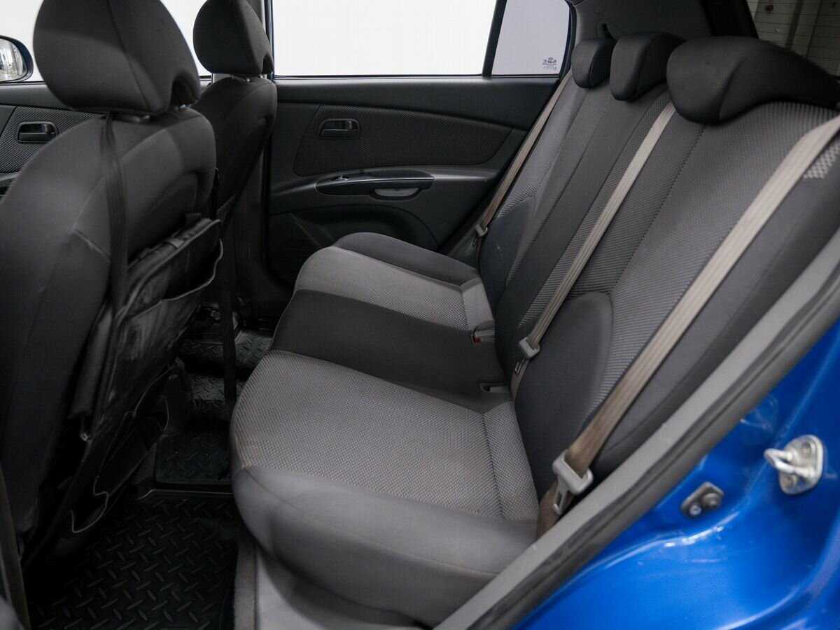 Купить Kia Rio с пробегом. Фото: #10