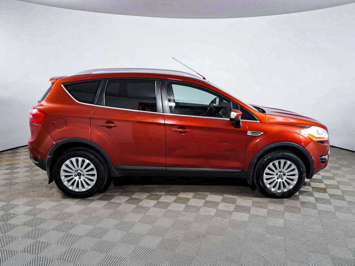 Купить Ford Kuga с пробегом. Фото: #3