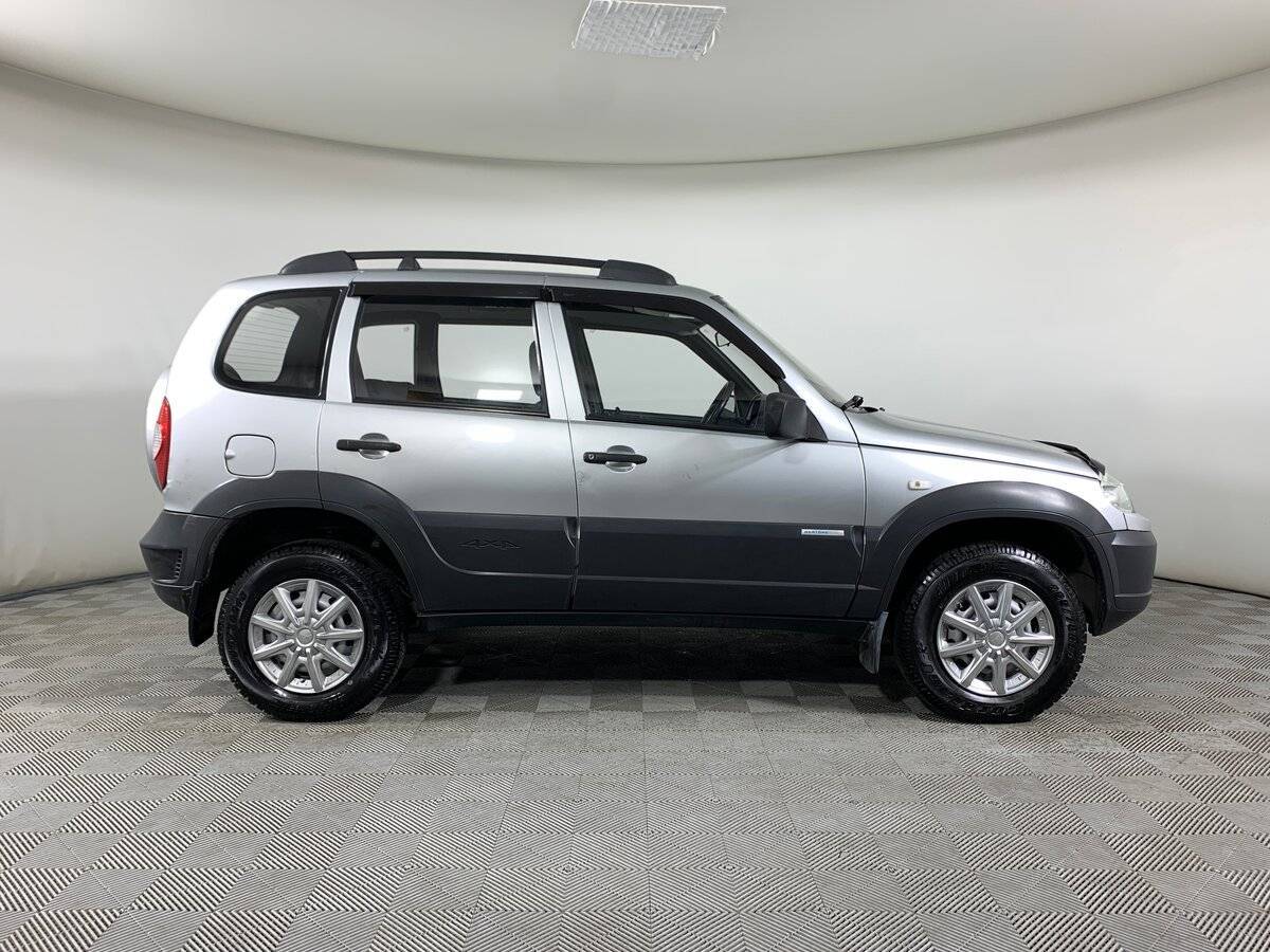 Купить Chevrolet Niva с пробегом. Фото: #3
