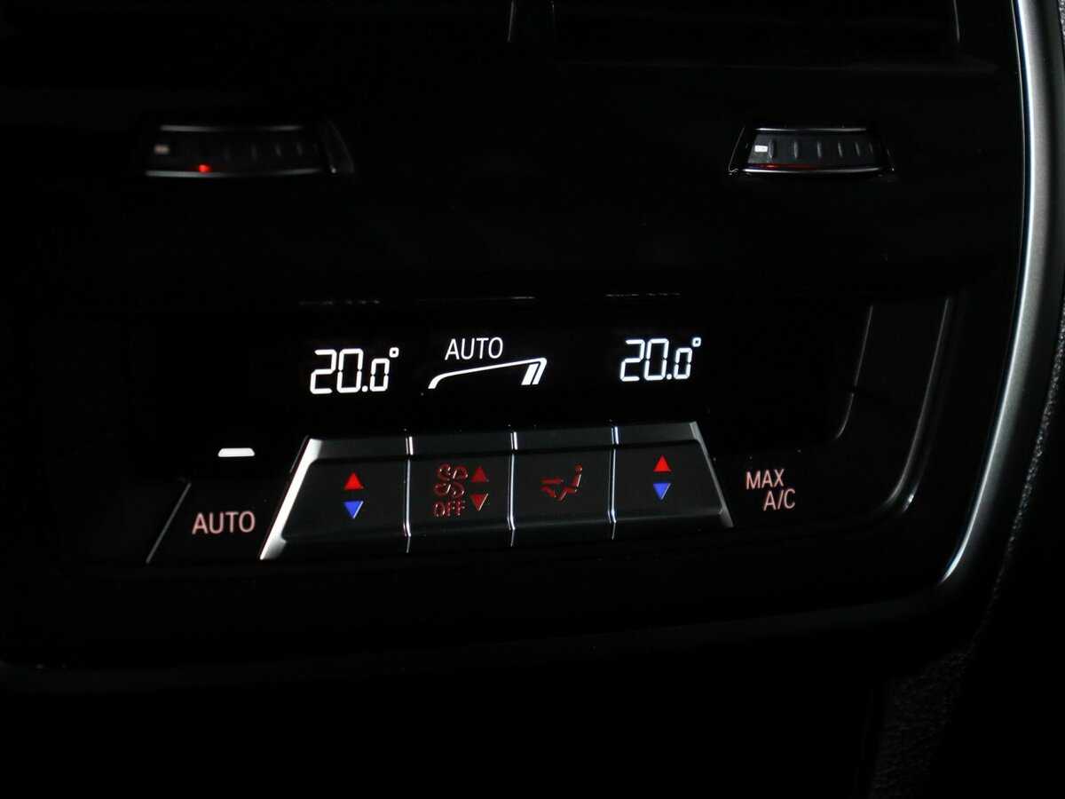 Купить BMW X7 с пробегом. Фото: #33