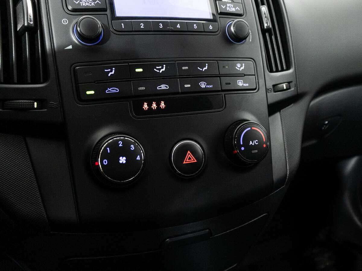 Купить Hyundai i30 с пробегом. Фото: #14
