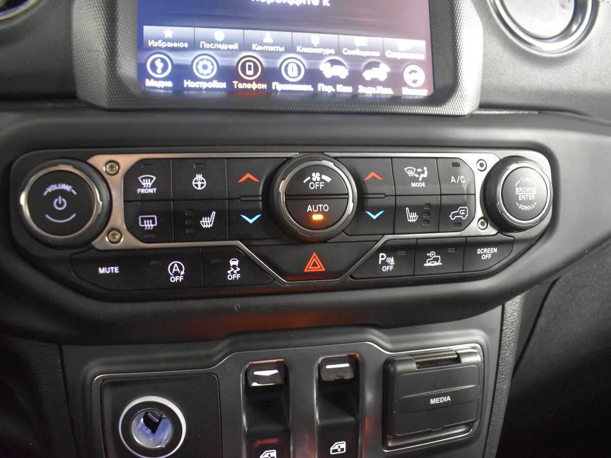 Купить Jeep Wrangler с пробегом. Фото: #18