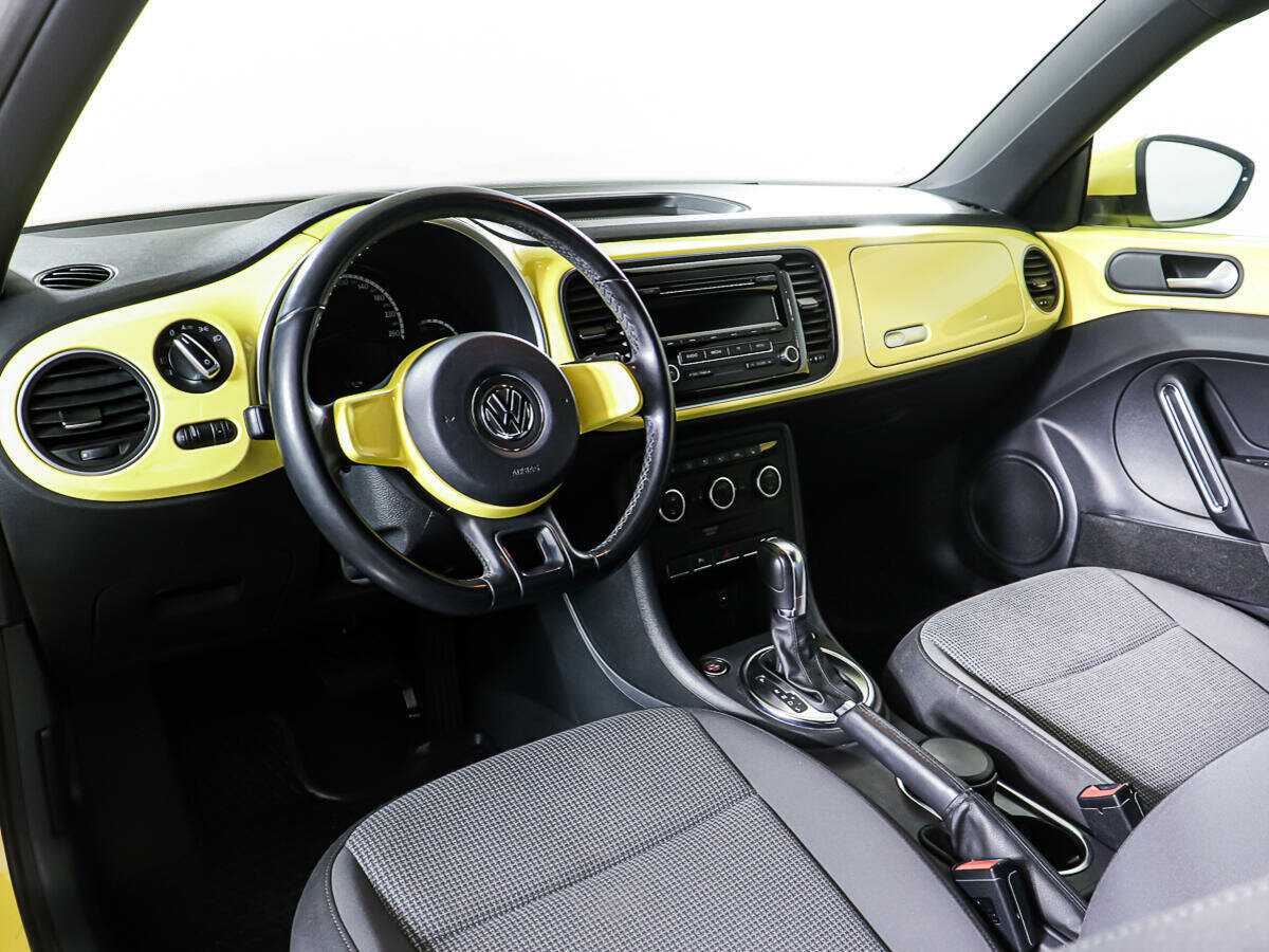 Купить Volkswagen Beetle с пробегом. Фото: #11
