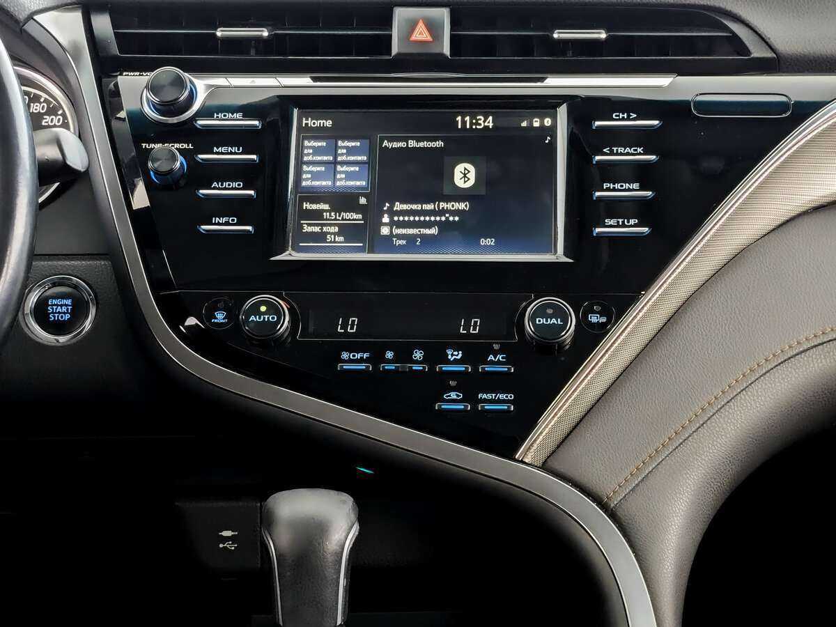 Купить Toyota Camry с пробегом. Фото: #12