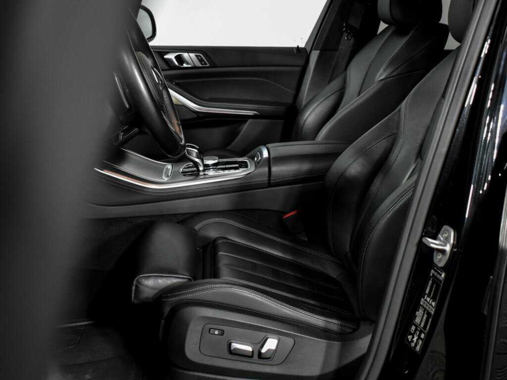 Купить BMW X5 с пробегом. Фото: #11