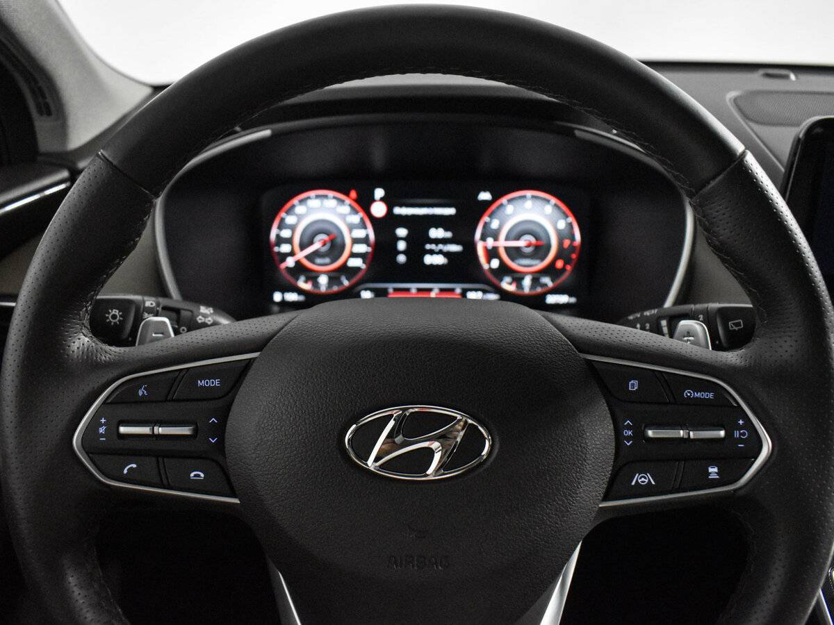 Купить Hyundai Santa Fe с пробегом. Фото: #22