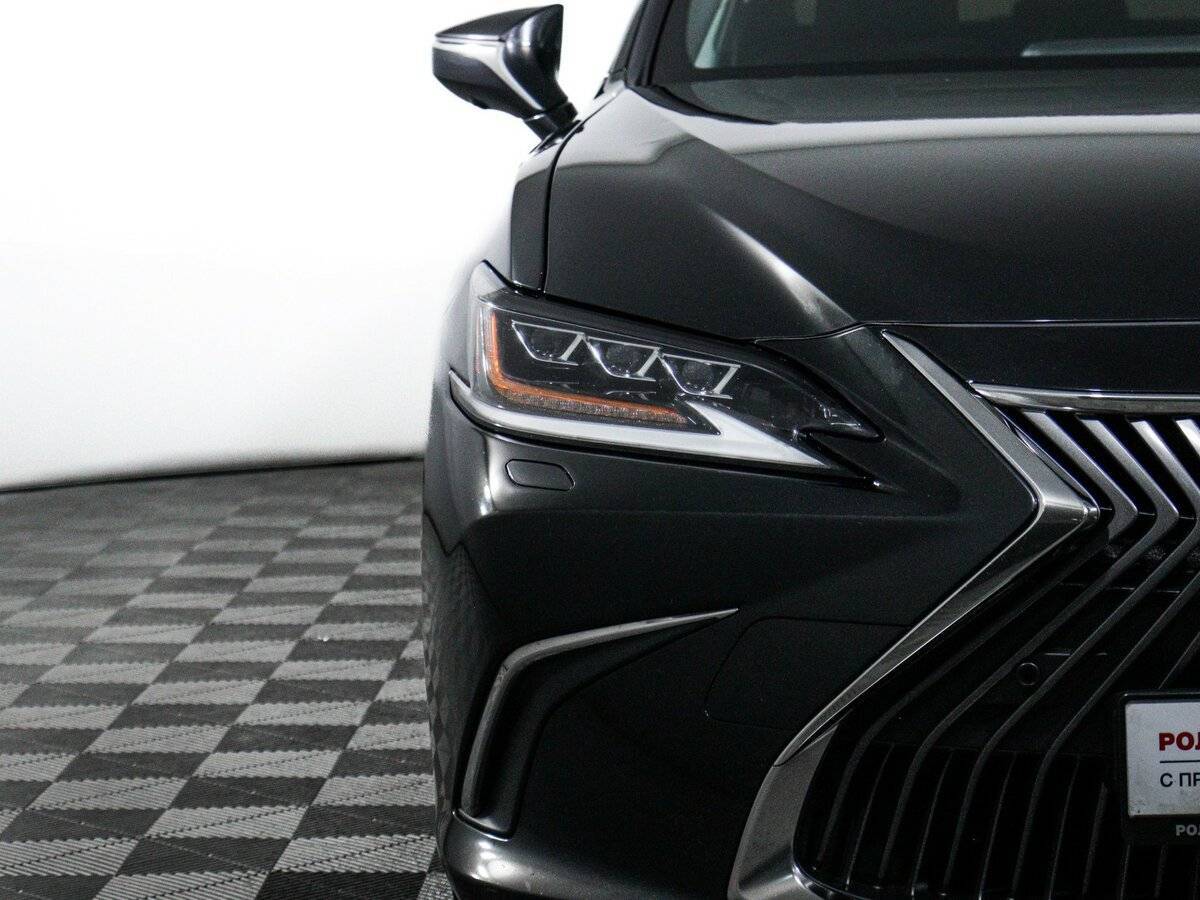 Купить Lexus ES с пробегом. Фото: #17