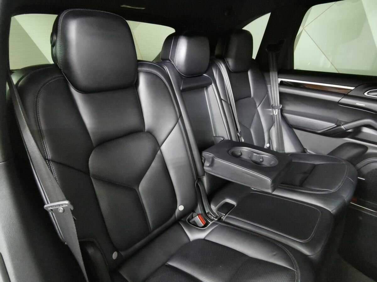 Купить Porsche Cayenne с пробегом. Фото: #12