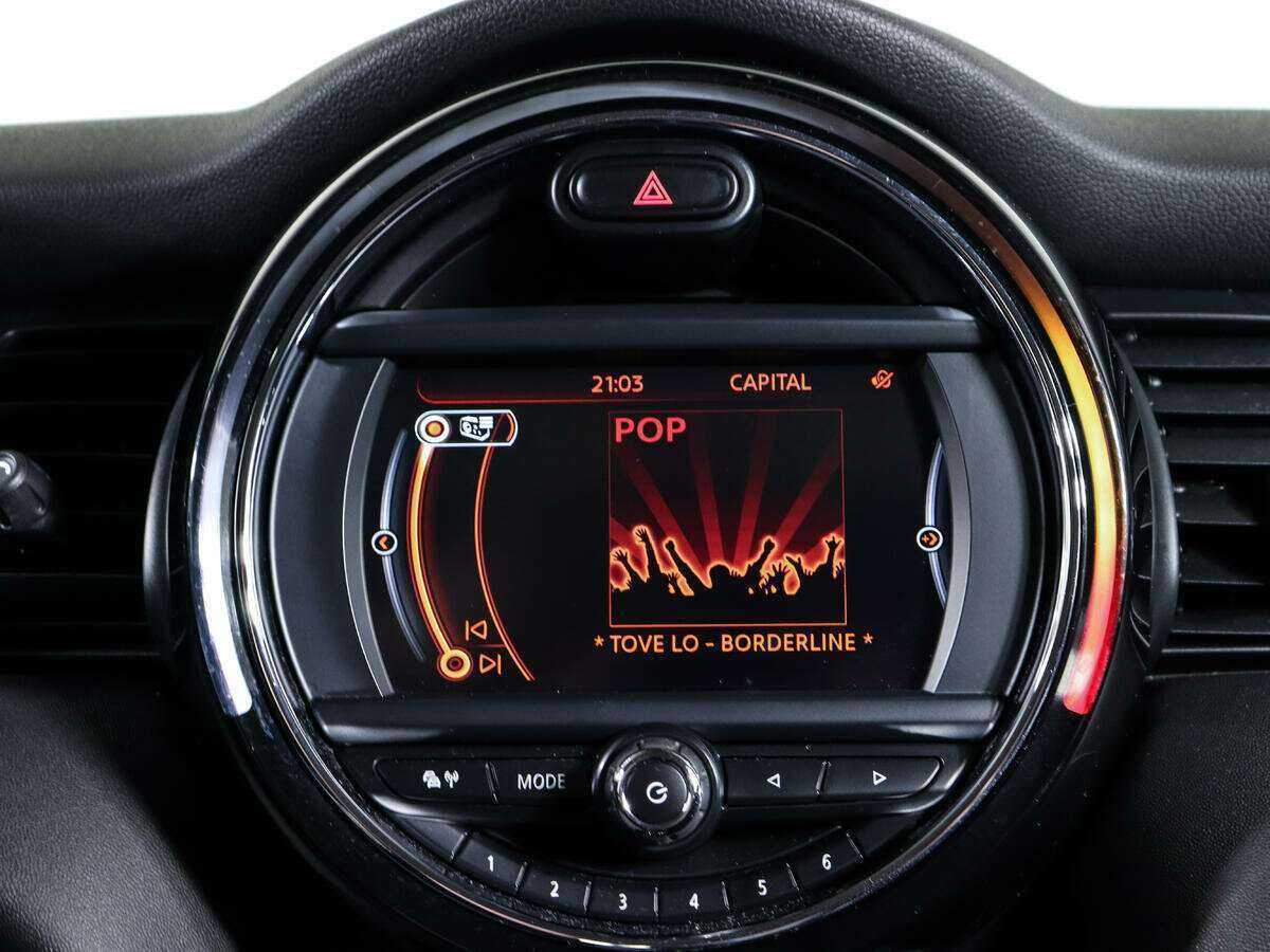 Купить Mini Hatch с пробегом. Фото: #19