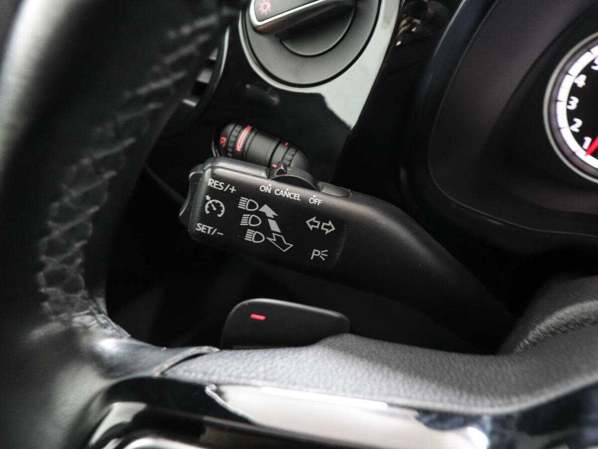Купить Volkswagen Beetle с пробегом. Фото: #13