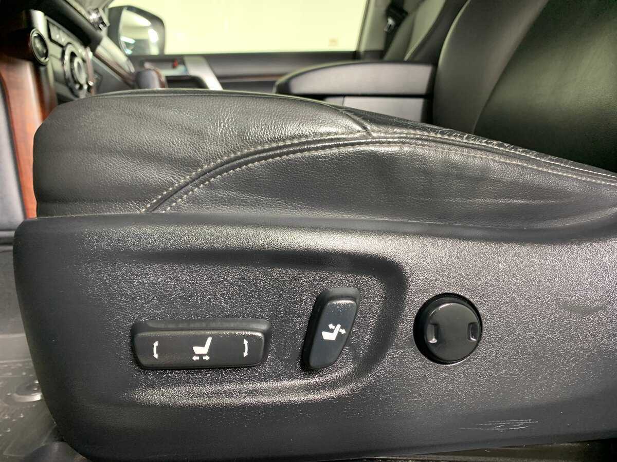 Купить Toyota Land Cruiser Prado с пробегом. Фото: #16