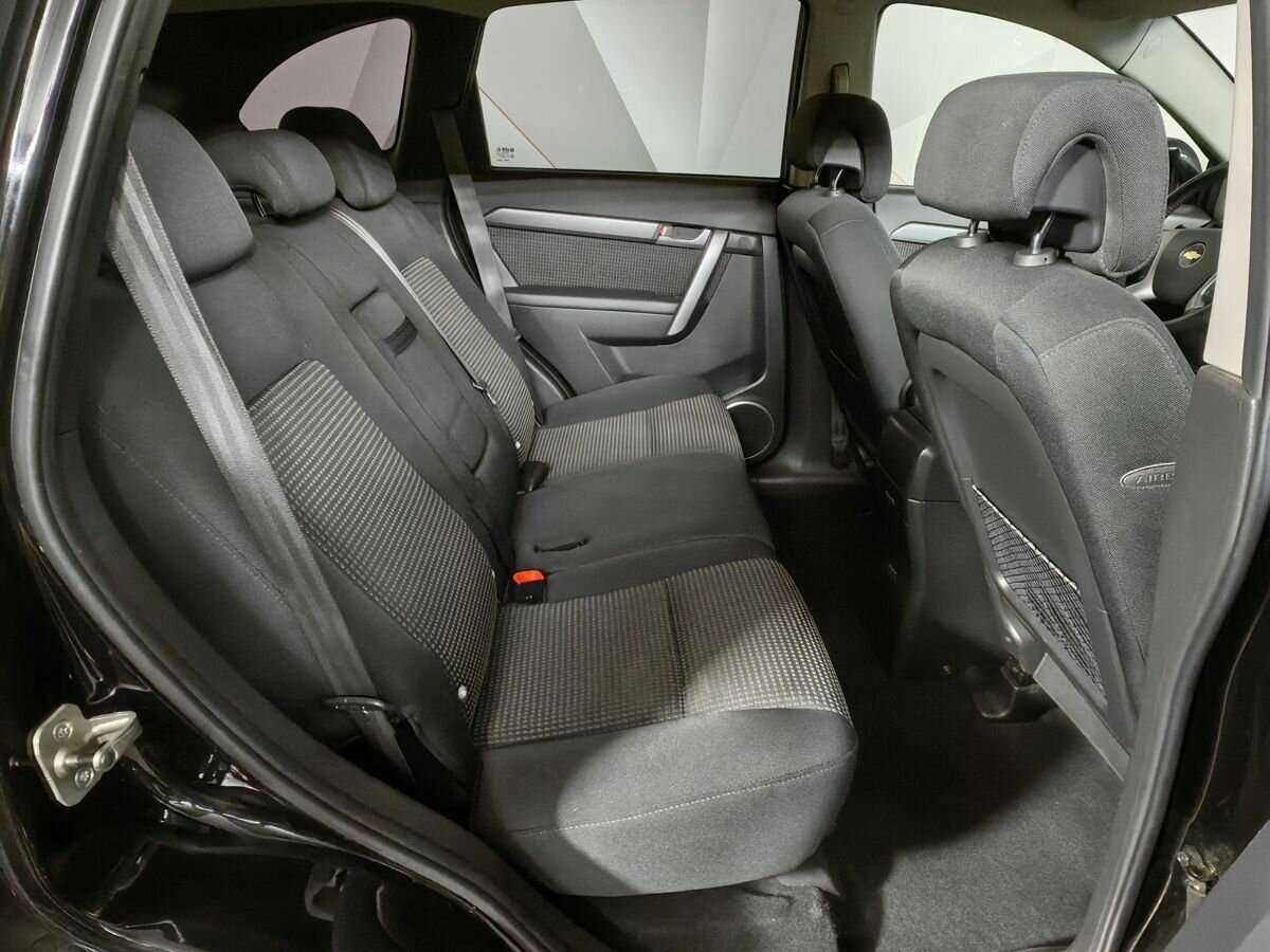 Купить Chevrolet Captiva с пробегом. Фото: #10