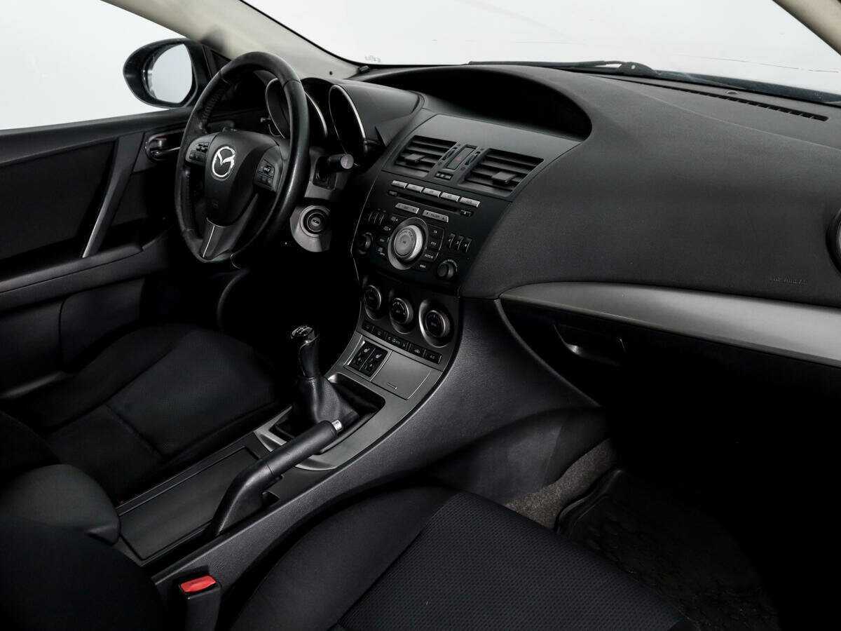 Купить Mazda 3 с пробегом. Фото: #9