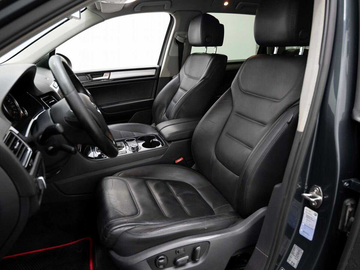 Купить Volkswagen Touareg с пробегом. Фото: #7