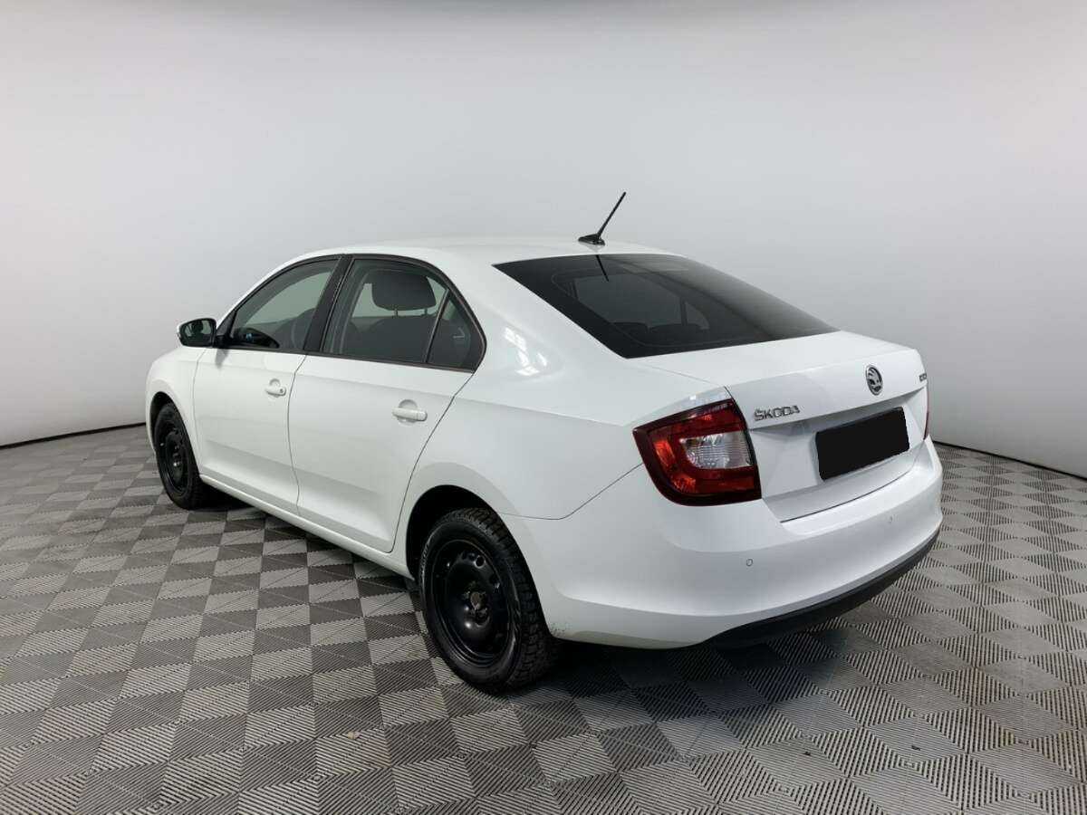 Купить Skoda Rapid с пробегом. Фото: #6