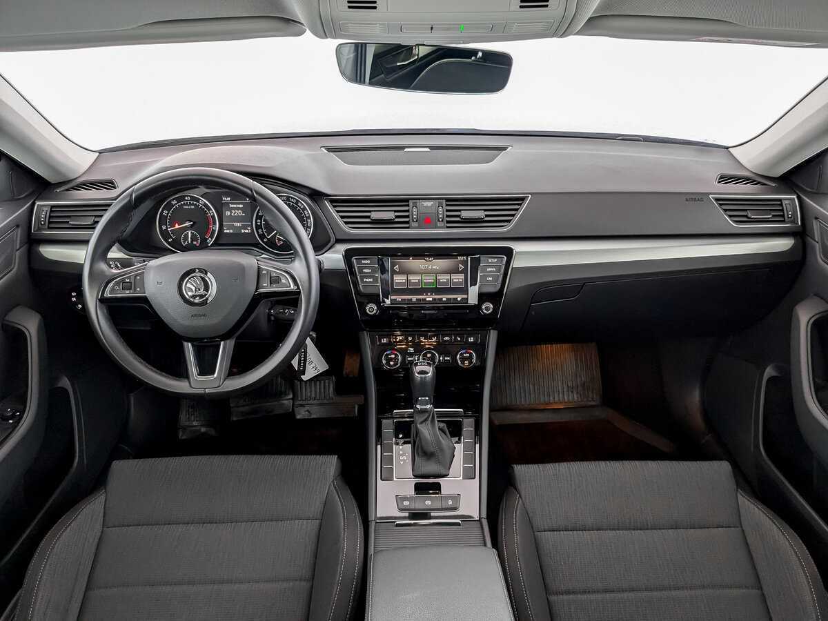 Купить Skoda Superb с пробегом. Фото: #11