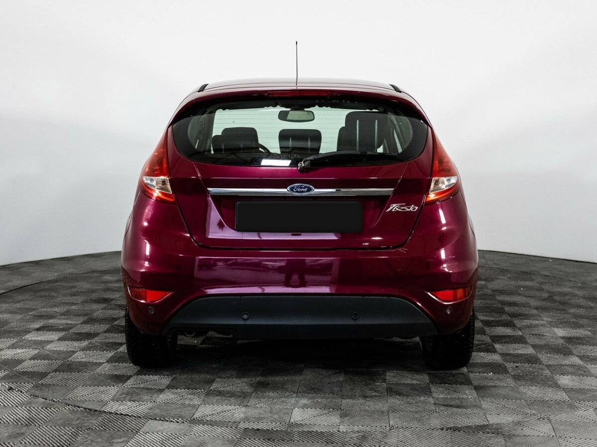 Купить Ford Fiesta с пробегом. Фото: #4