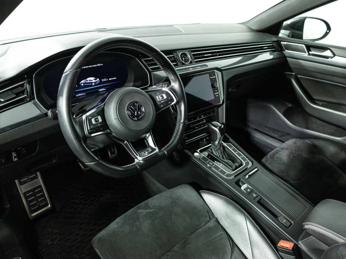 Купить Volkswagen Arteon с пробегом. Фото: #10