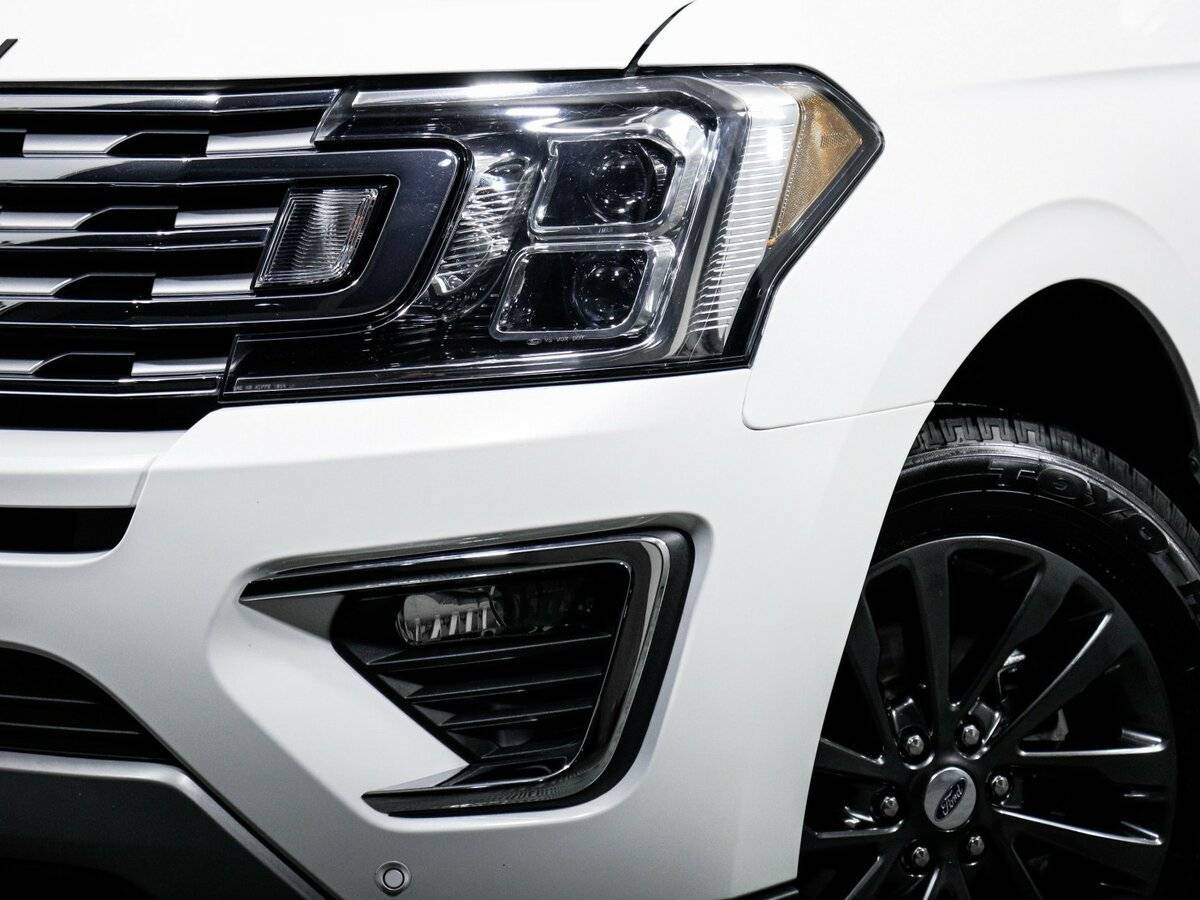 Купить Ford Expedition с пробегом. Фото: #15
