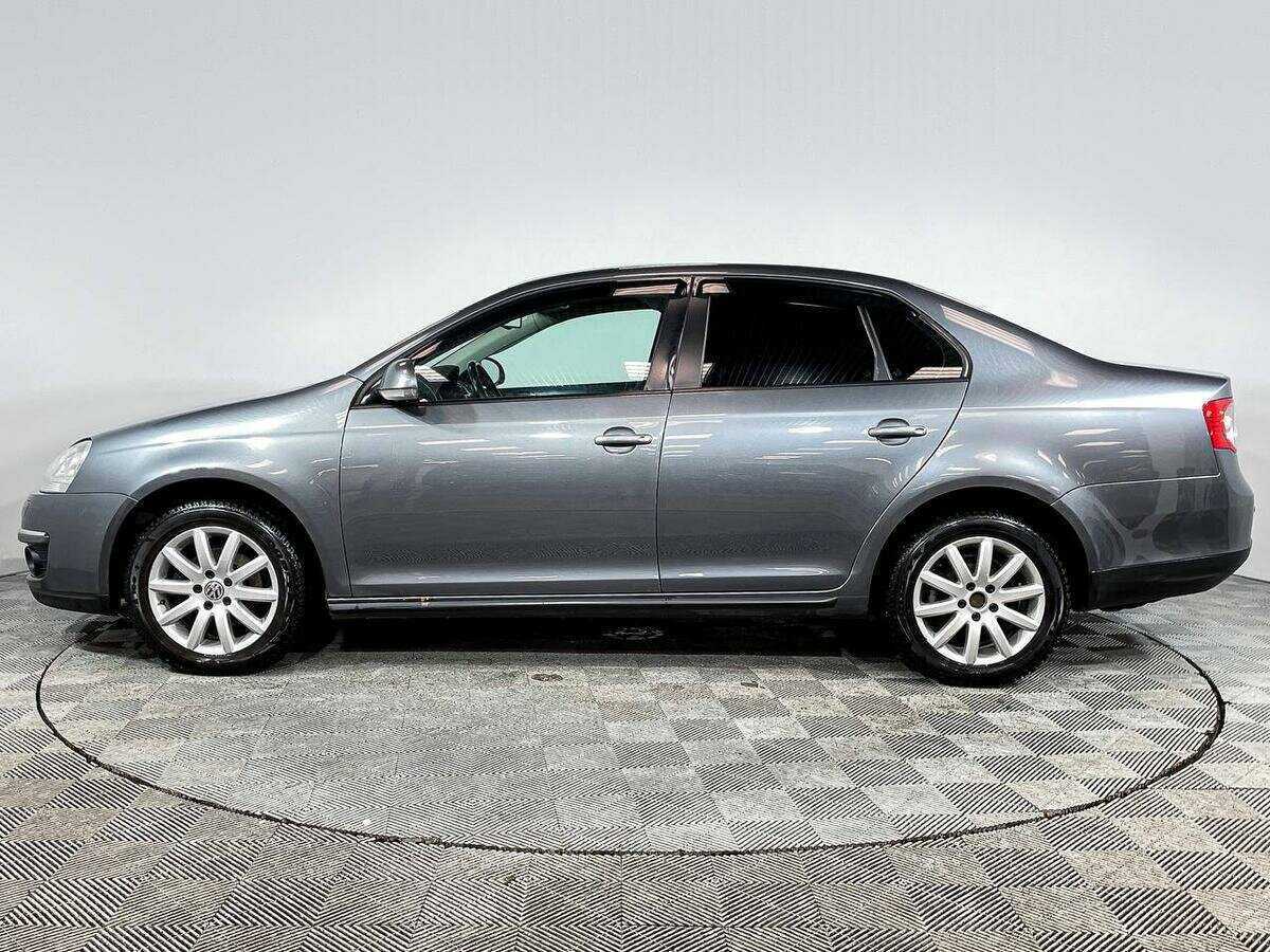Купить Volkswagen Jetta с пробегом. Фото: #7