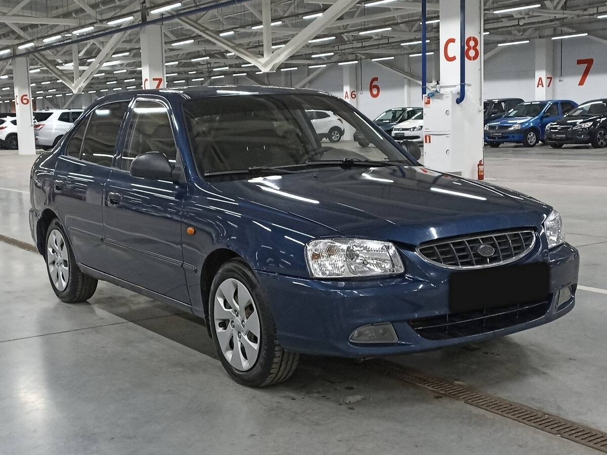 Купить Hyundai Accent с пробегом. Фото: #2