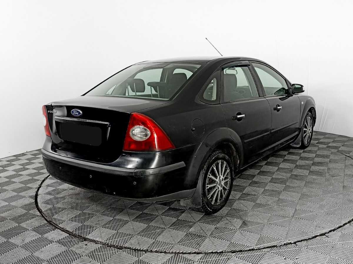 Купить Ford Focus с пробегом. Фото: #4