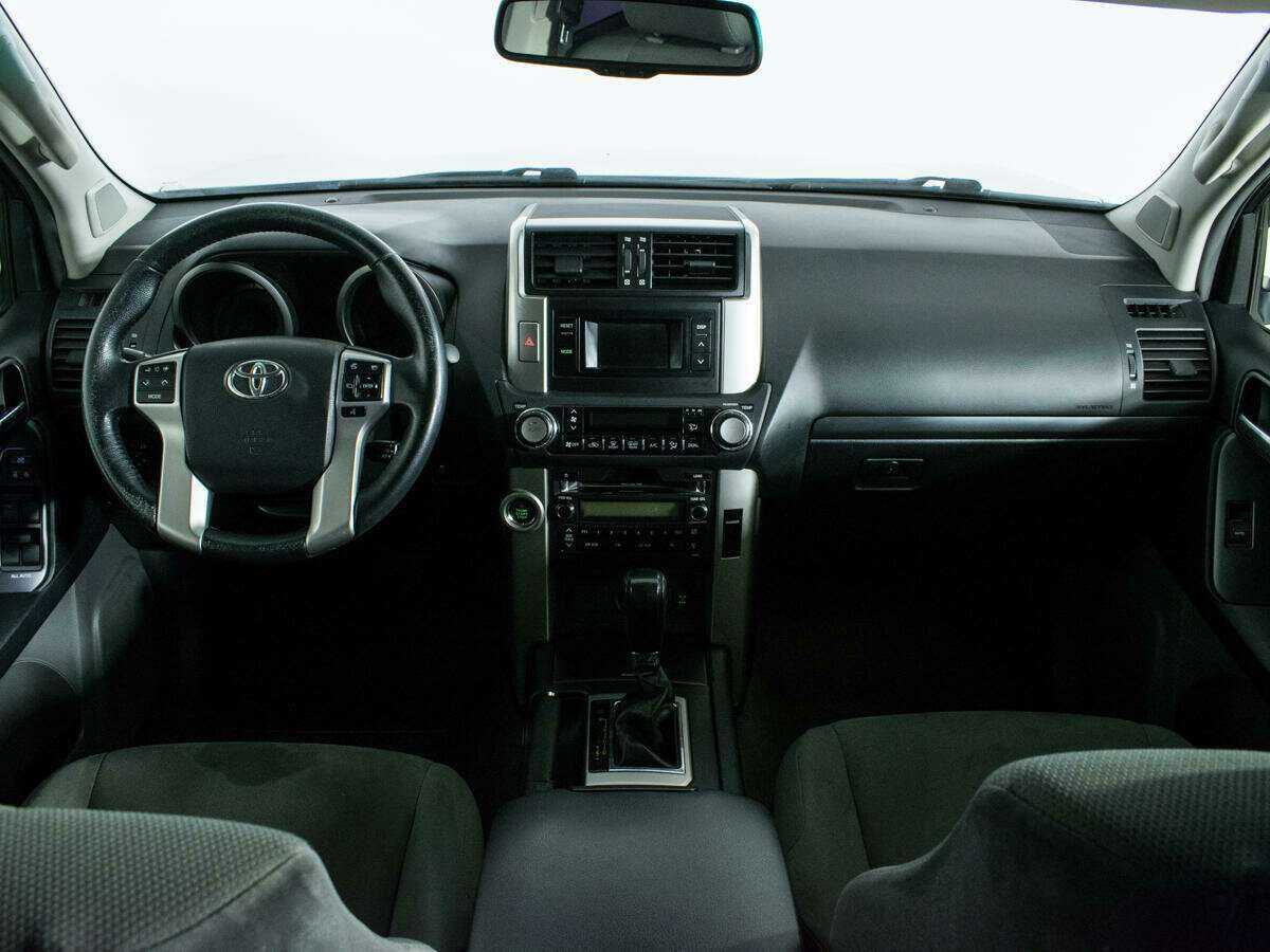 Купить Toyota Land Cruiser Prado с пробегом. Фото: #11