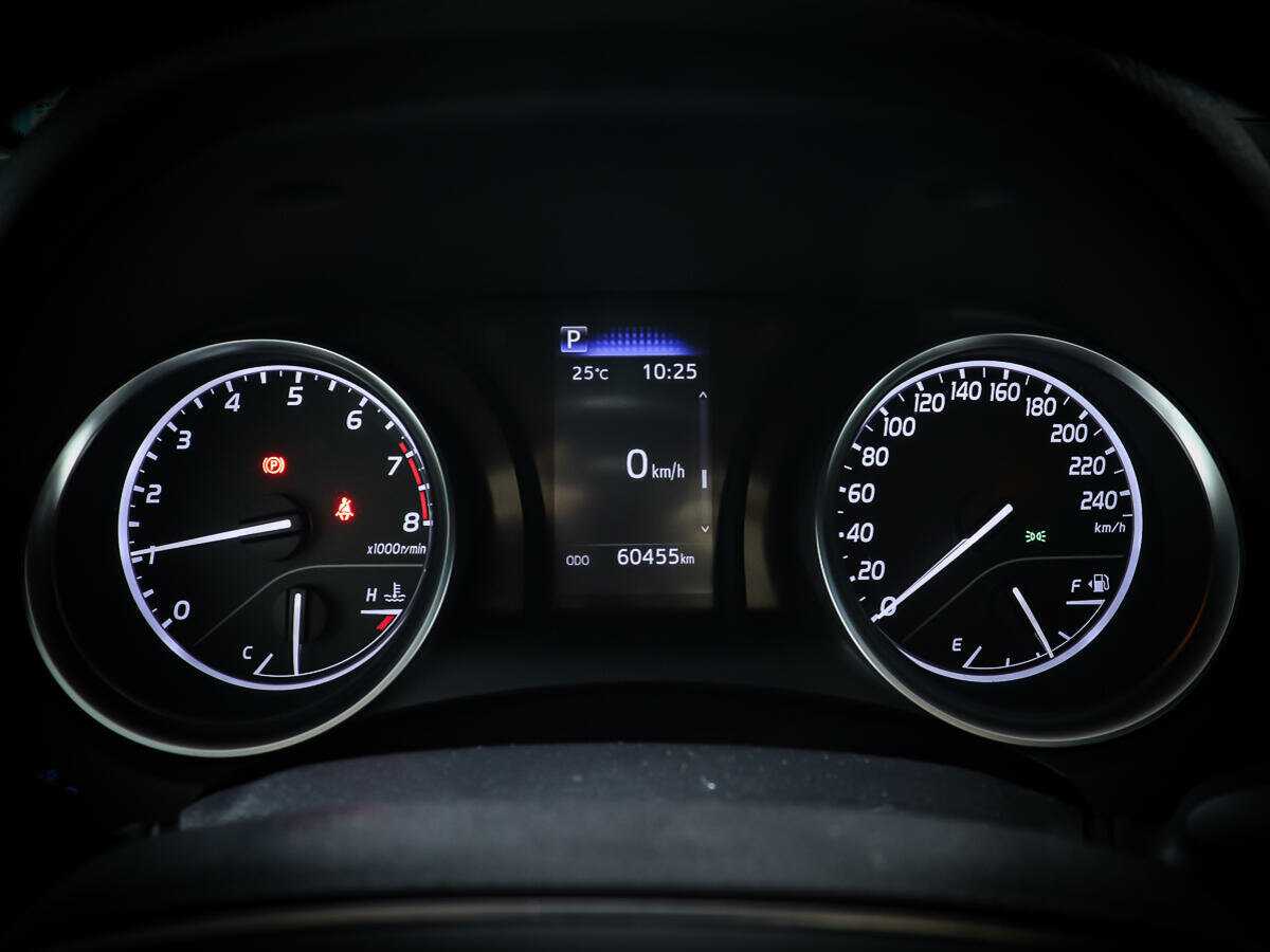 Купить Toyota Camry с пробегом. Фото: #11