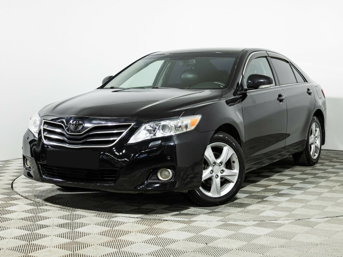 Купить Toyota Camry с пробегом. Посмотреть фото