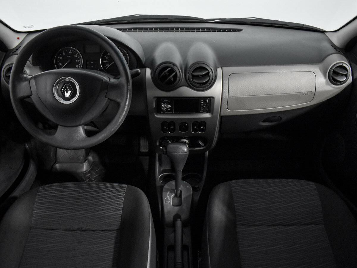 Купить Renault Logan с пробегом. Фото: #11