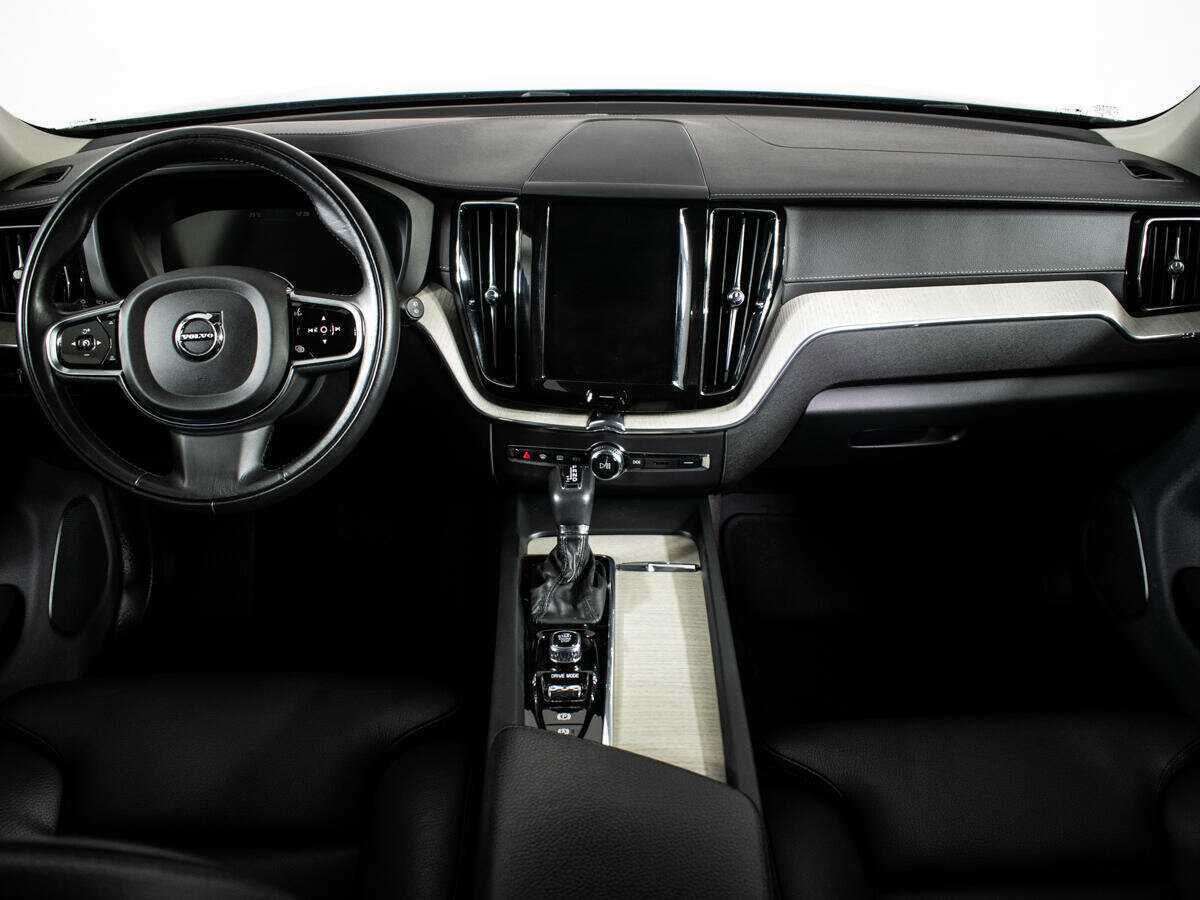Купить Volvo XC60 с пробегом. Фото: #11