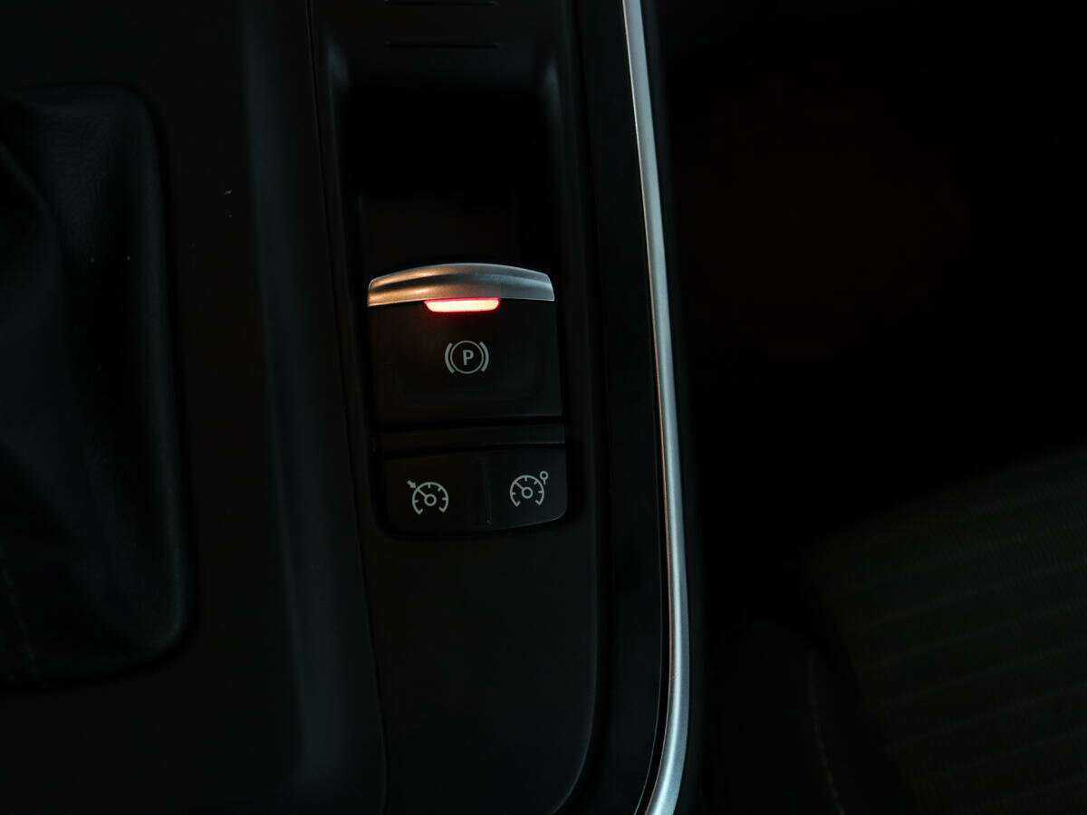 Купить Renault Scenic с пробегом. Фото: #17