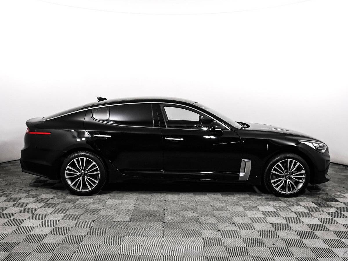 Купить Kia Stinger с пробегом. Фото: #3