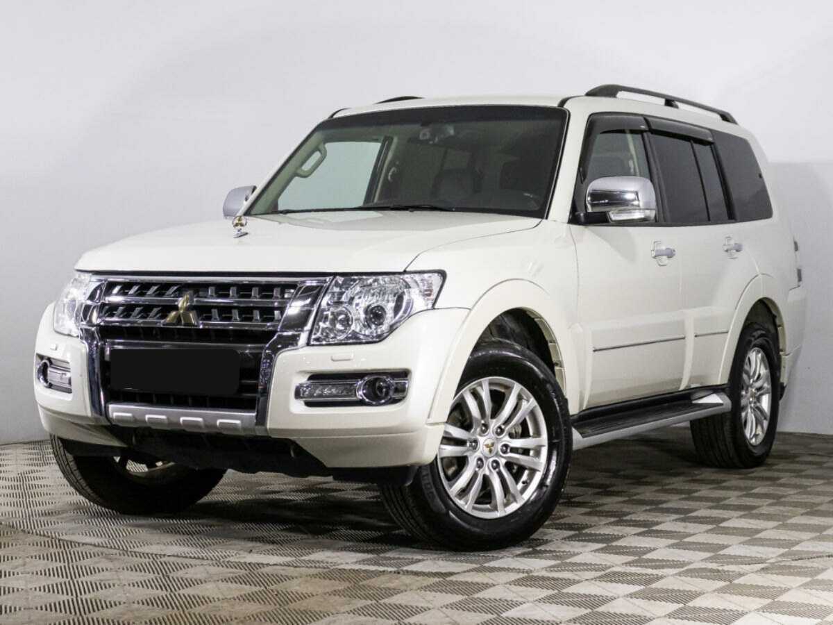 Купить Mitsubishi Pajero с пробегом. Фото: #0