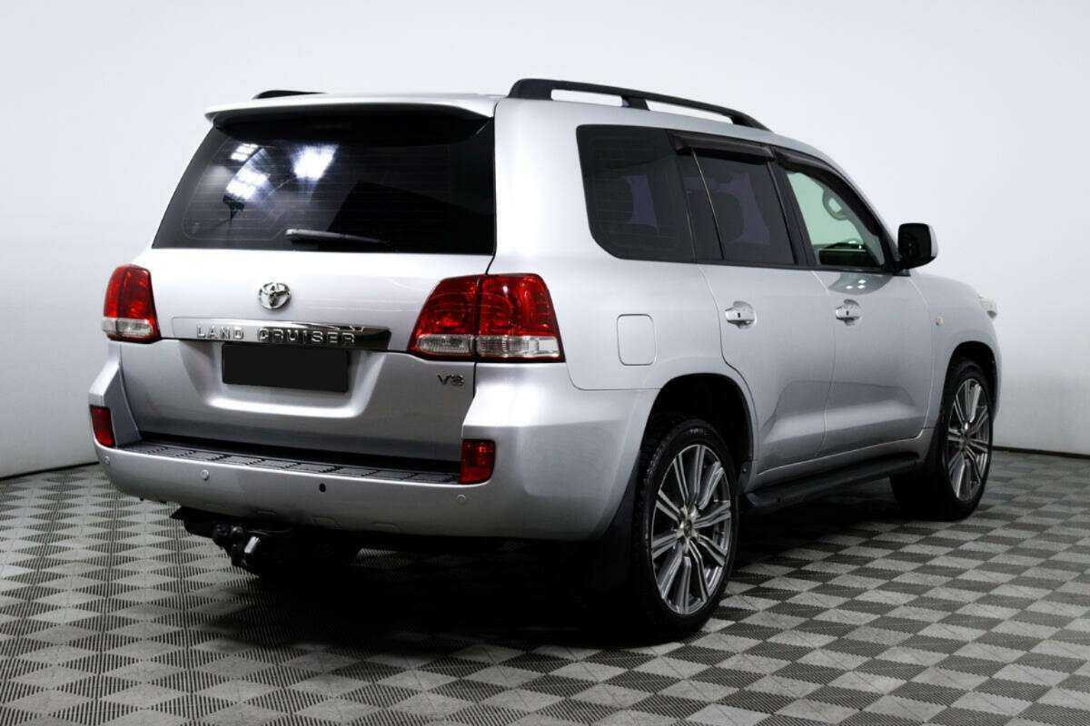Купить Toyota Land Cruiser с пробегом. Фото: #3