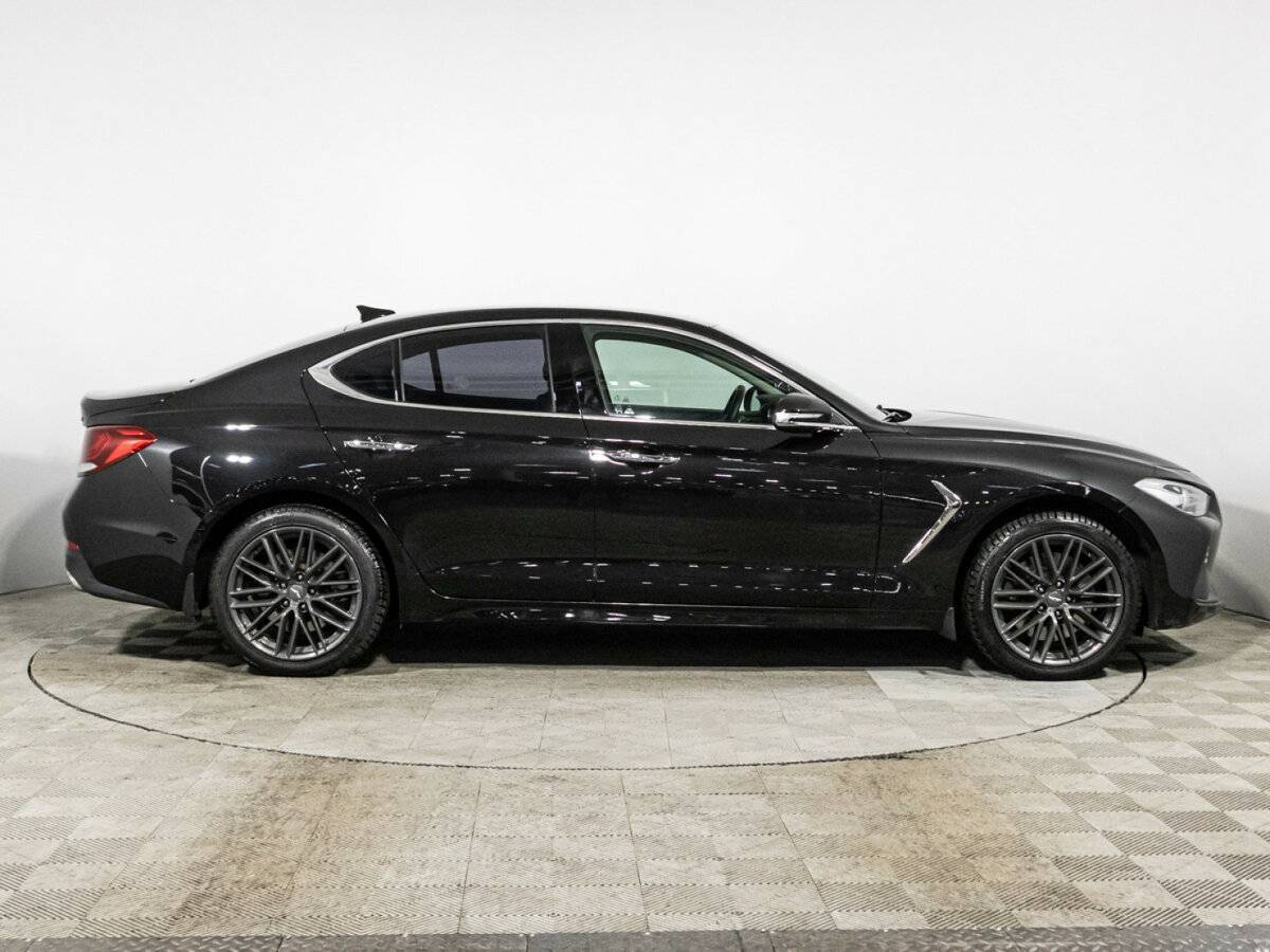 Купить Genesis G70 с пробегом. Фото: #3