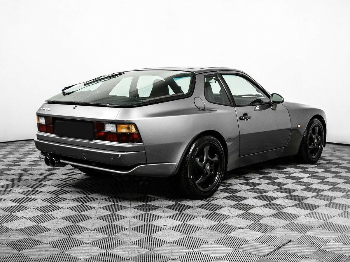 Купить Porsche 944 с пробегом. Фото: #4