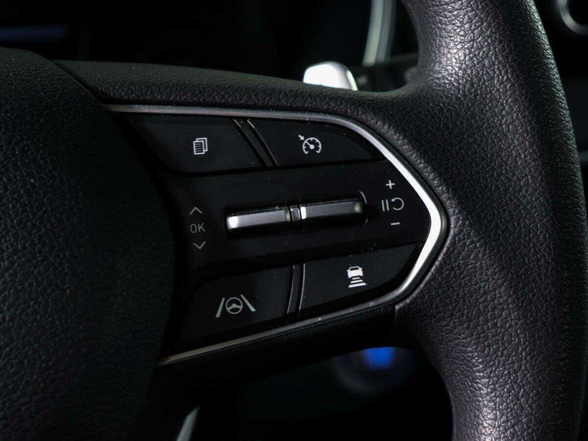 Купить Hyundai Santa Fe с пробегом. Фото: #19