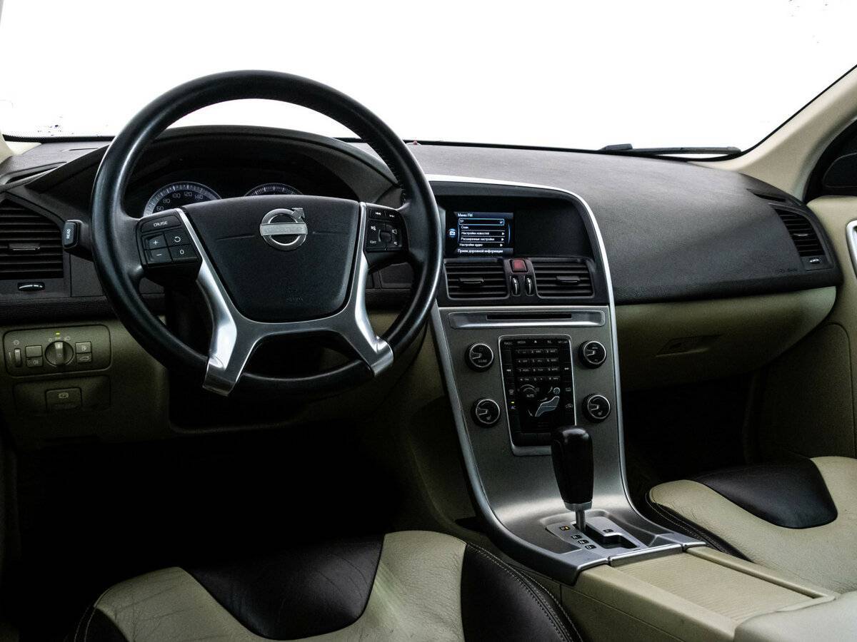 Купить Volvo XC60 с пробегом. Фото: #8