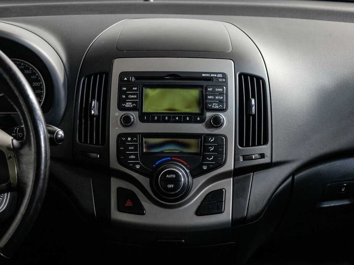 Купить Hyundai i30 с пробегом. Фото: #12