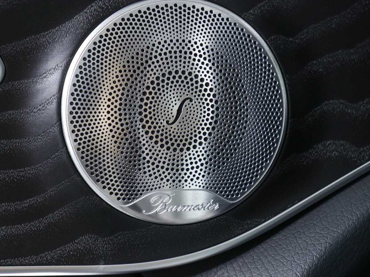 Купить Mercedes-Benz GLC с пробегом. Фото: #15