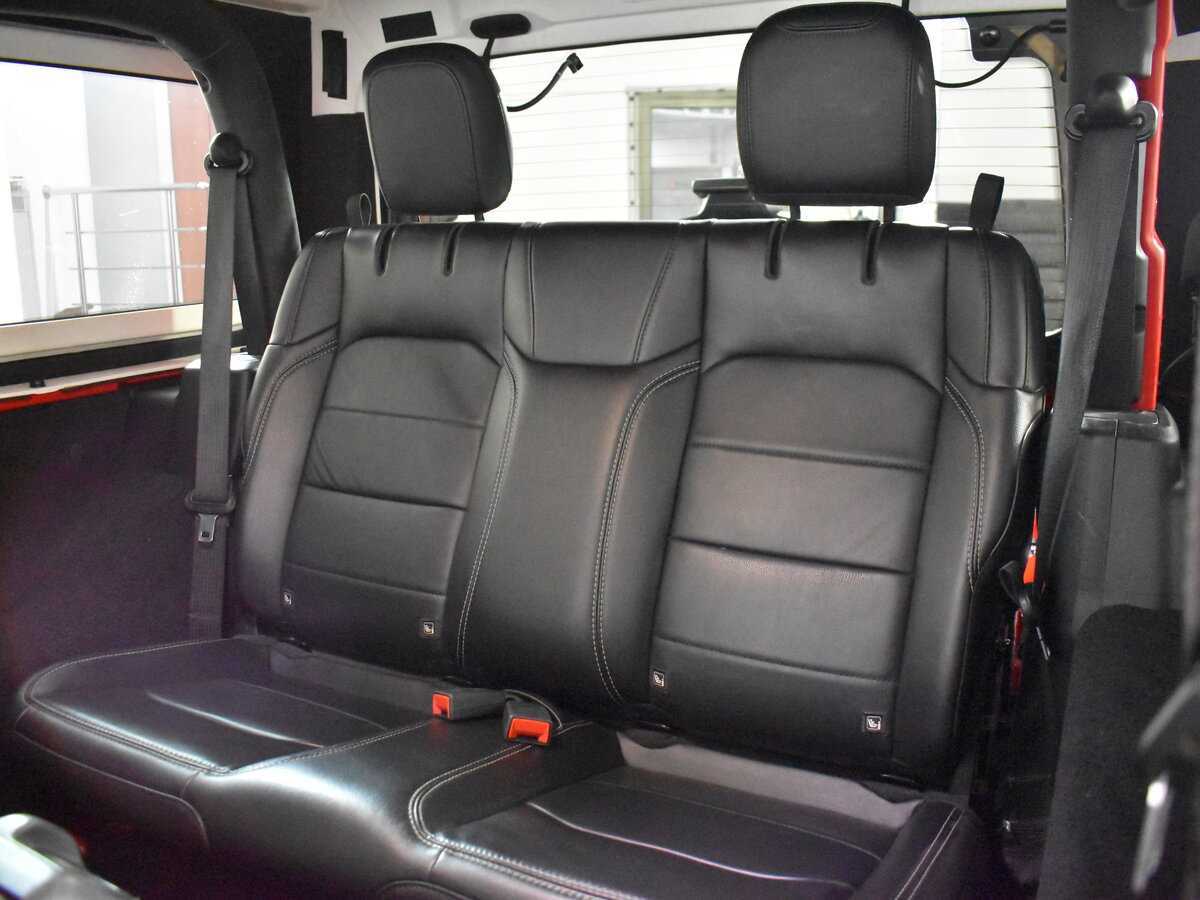 Купить Jeep Wrangler с пробегом. Фото: #10