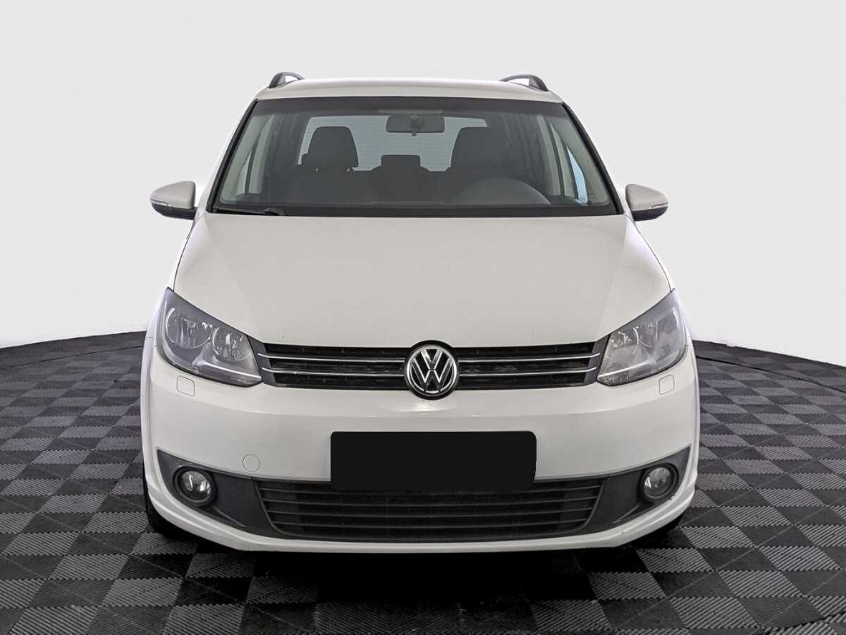 Купить Volkswagen Touran с пробегом. Фото: #1