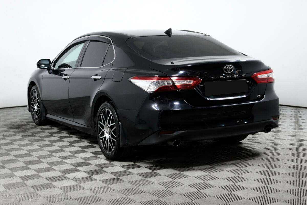 Купить Toyota Camry с пробегом. Фото: #6