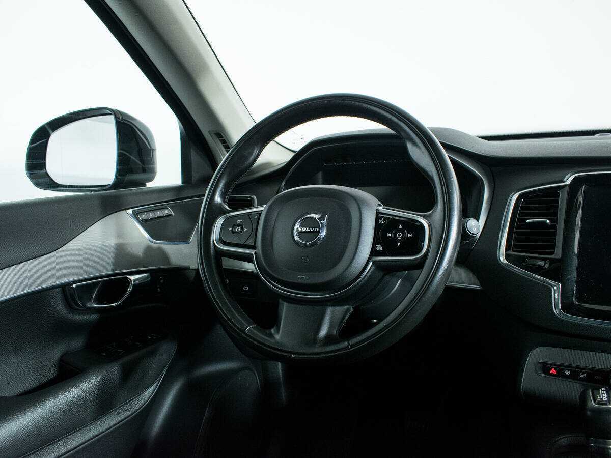 Купить Volvo XC90 с пробегом. Фото: #11